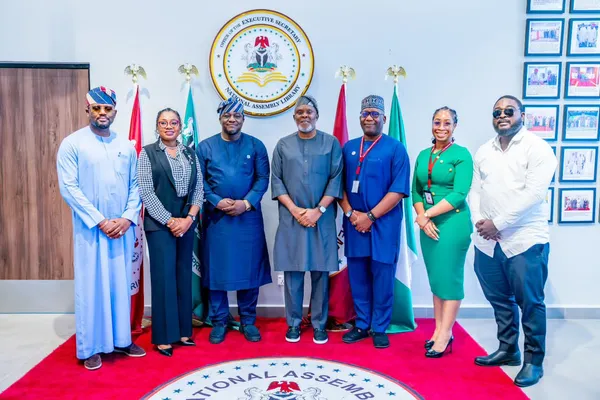 A photograph from the delegation’s meetings, presentations and group photographs at the National Assembly Library.